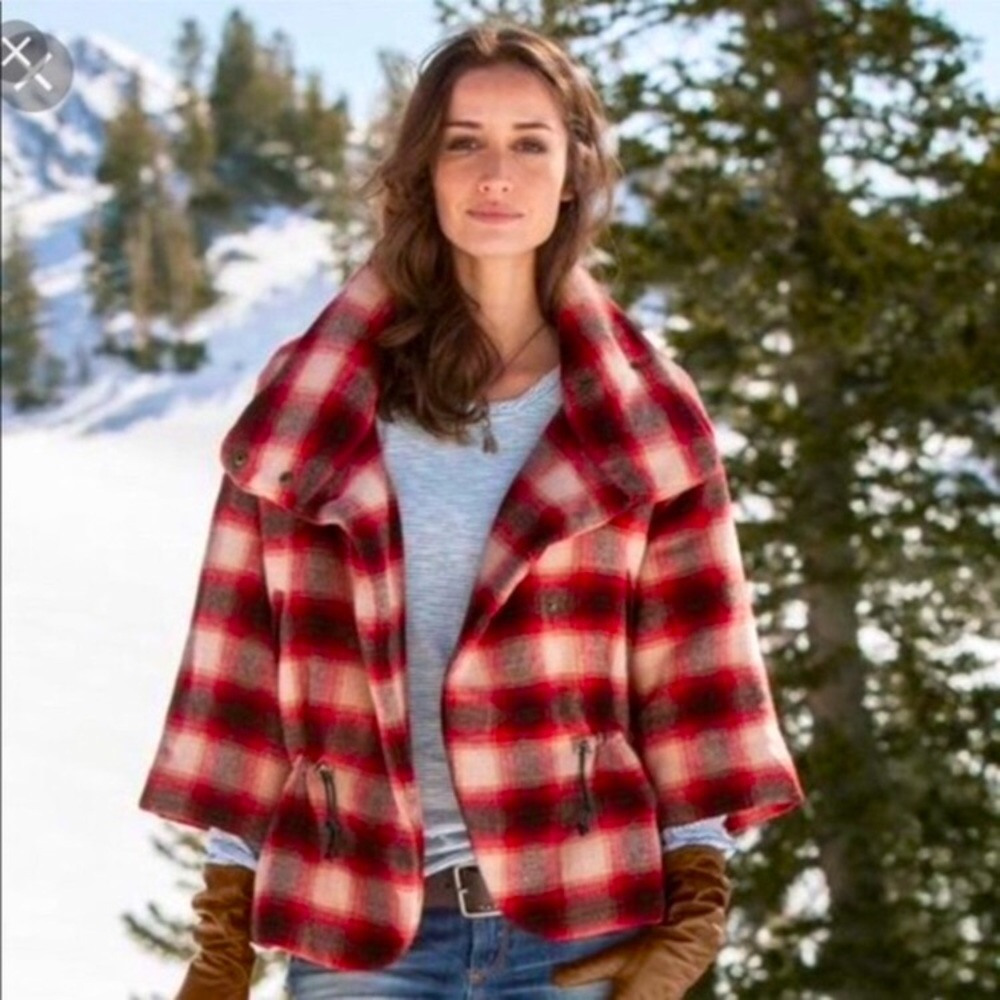 ❤️NWOT SUNDANCE PLAID COAT❤️